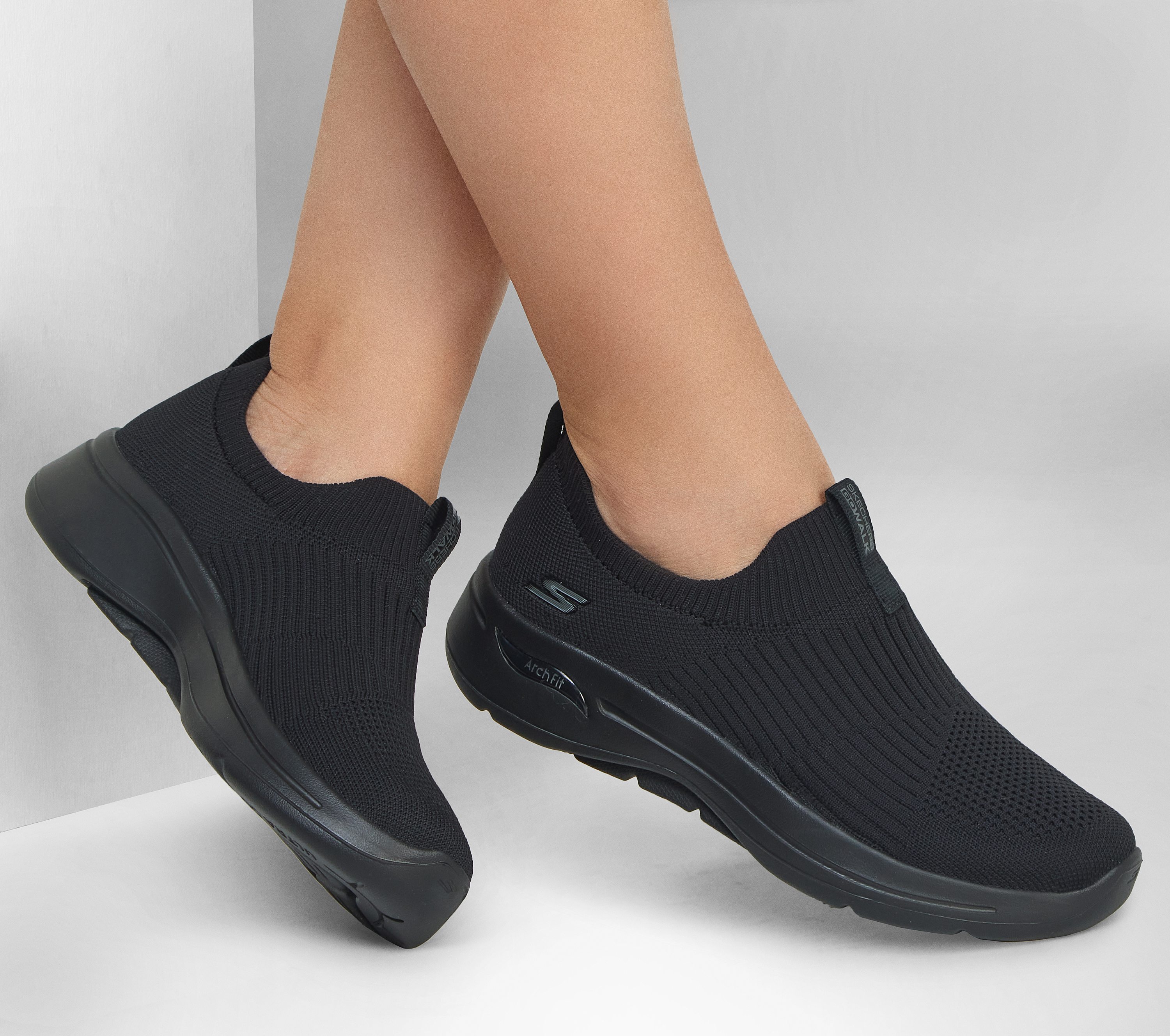 Skechers hot sale sock fit